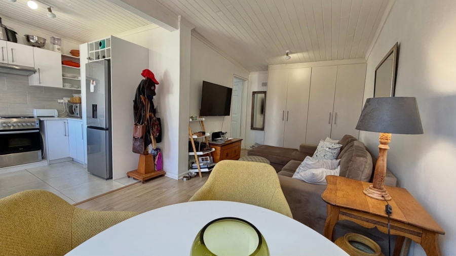 1 Bedroom Property for Sale in Plumstead Western Cape